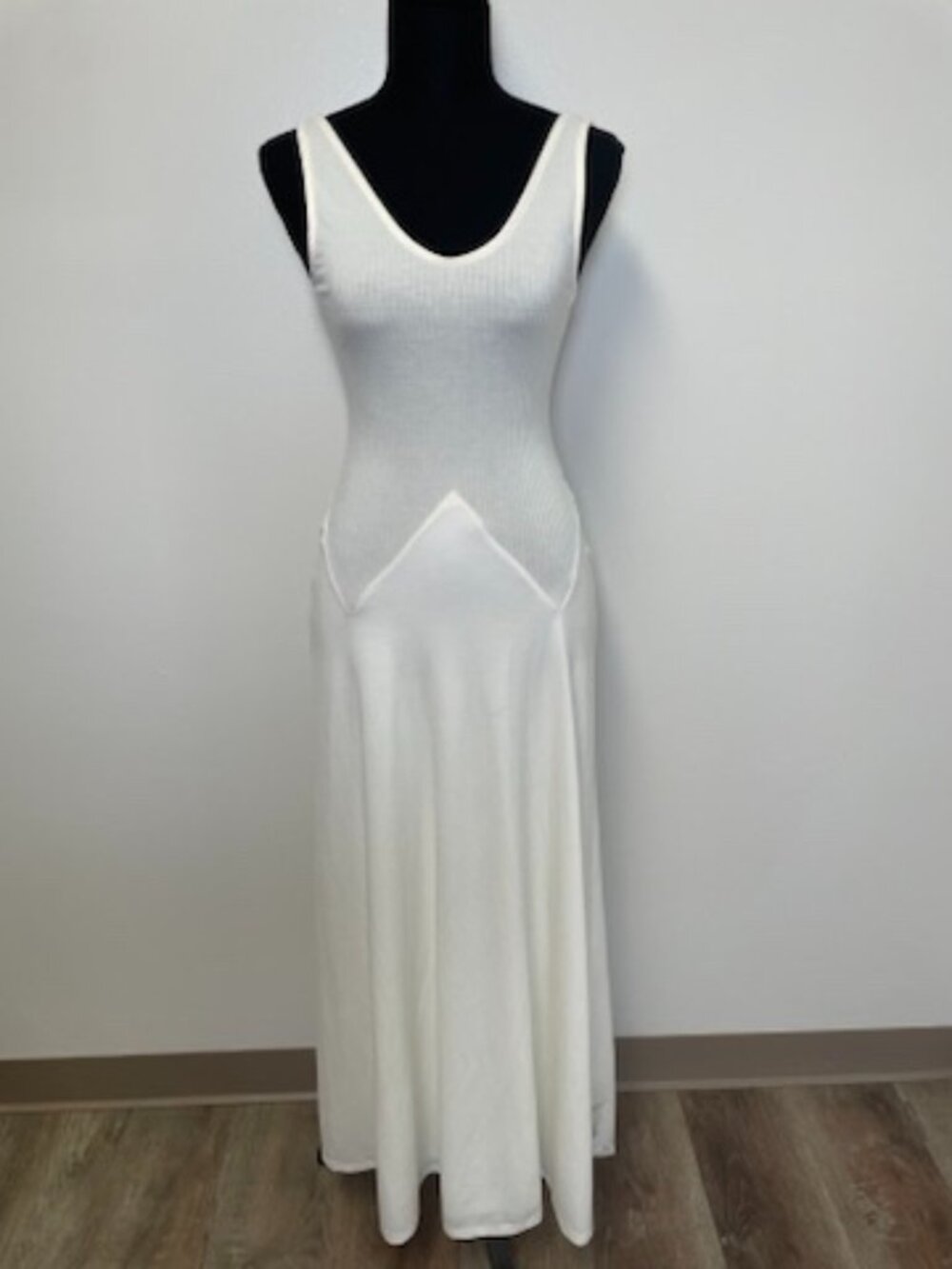 ASOS Ivory Ribbed Basque Waist Low Back Maxi Dress NWT US 2